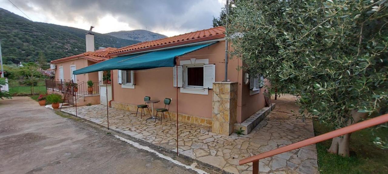 The Seasons Of Nickolas Agia Efimia Extérieur photo